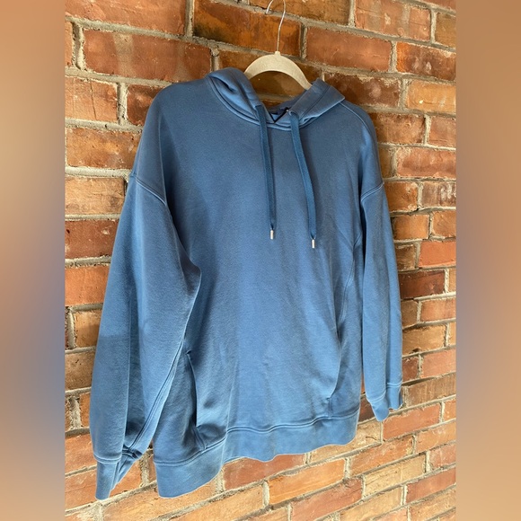 LULULEMON 2022 perfectly oversized hoodie blue size 8 - Picture 3 of 8